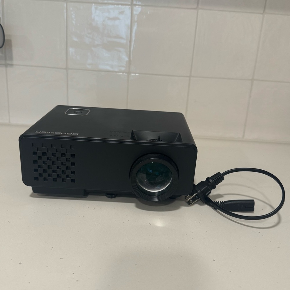DBPower mini projector - Picture 2 of 11
